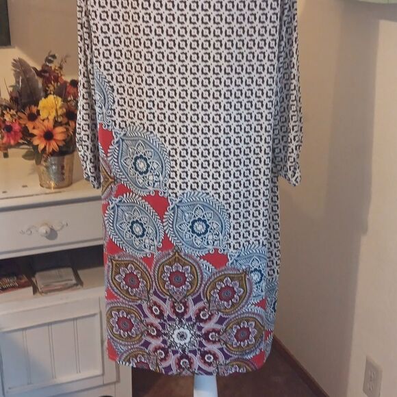 Chico's Printed Ruched Sleeve Dress - Picture 7 of 12